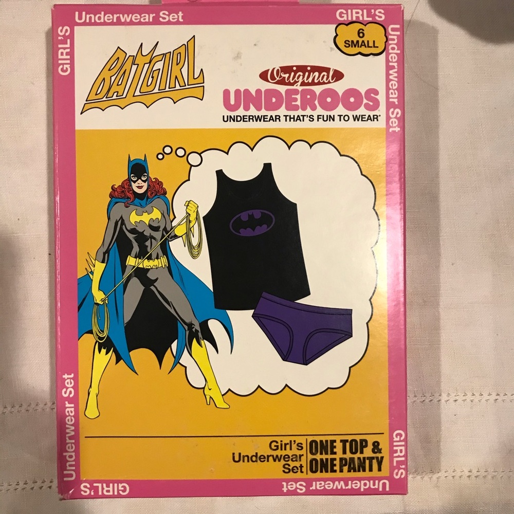 Underoos Batgirl’s sleepwear/underwear 2-piece set - Picture 3 of 6